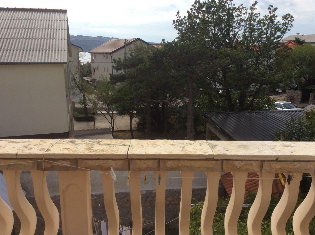 Apartman Nadia Karlobag Exterior photo